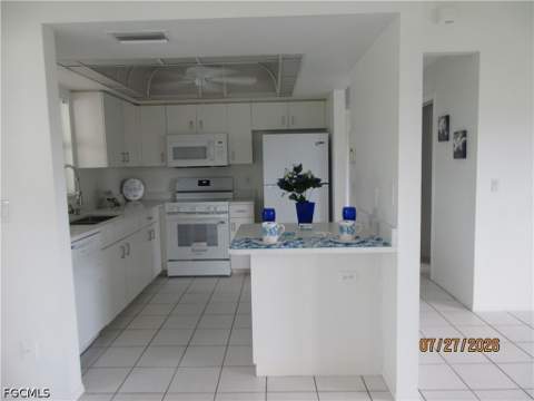306 SE 2nd St, Cape Coral FL - photo 14 of 38