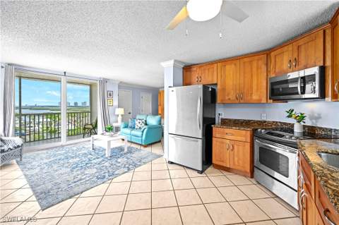 5600 Bonita Beach Rd 4-004, Bonita Springs FL - photo 6 of 23