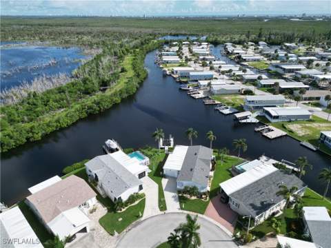 17741 Canal Cove Ct, Fort Myers Beach FL - photo 11 of 29