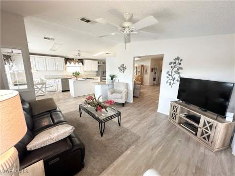 17741 Canal Cove Ct, Fort Myers Beach FL - photo 17 of 29