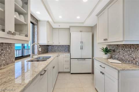 26225 Hickory Blvd 10B, Bonita Springs FL - photo 11 of 43