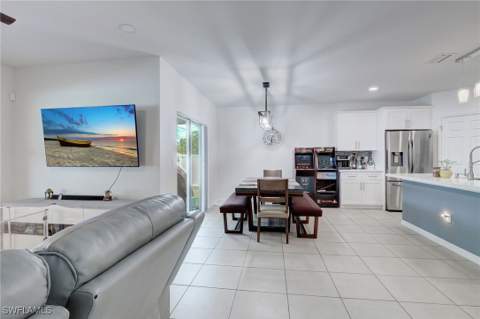 1626 SW 6th Ave, Cape Coral FL - photo 13 of 24