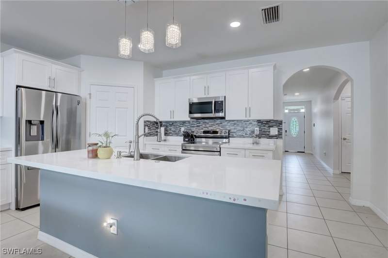 4 bedroom SingleFamilyResidence at 1626 SW 6th Ave, Cape Coral, Cape Coral — photo 3