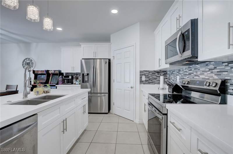 4 bedroom SingleFamilyResidence at 1626 SW 6th Ave, Cape Coral, Cape Coral — photo 4