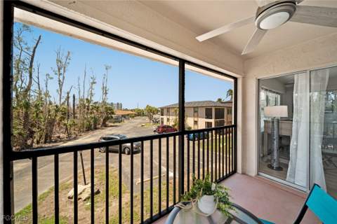 16881 Davis Rd 721, Fort Myers FL - photo 20 of 23