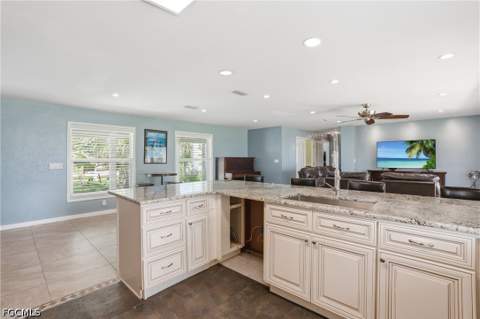 5229 Pelican Blvd, Cape Coral FL - photo 21 of 47