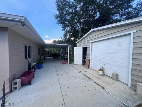 15054 Buckeye Dr, Fort Myers FL - photo 14 of 17