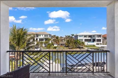103 Bayview Ave, Naples FL - photo 8 of 27