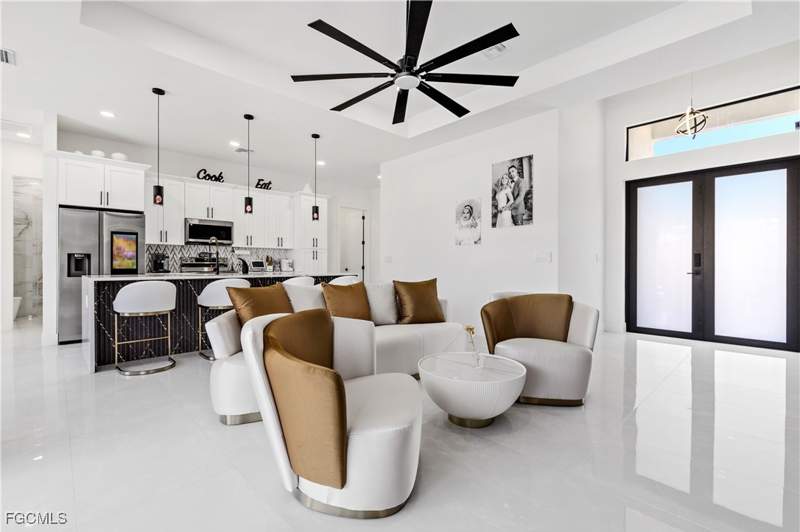 4 bedroom SingleFamilyResidence at 833 SW 16th Ter, Cape Coral, Cape Coral — photo 4