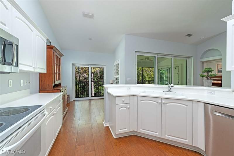 3 bedroom Condominium at 2540 Talon Ct 503, The Colony At Hawksridge, Naples — photo 5