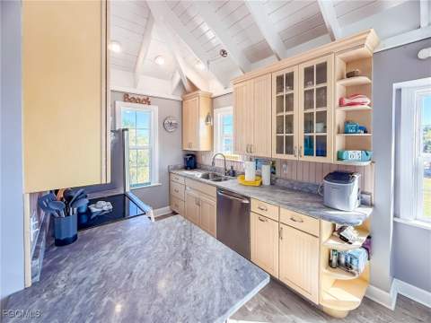210 White Pelican Dr, Upper Captiva FL - photo 21 of 50