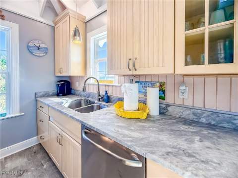 210 White Pelican Dr, Upper Captiva FL - photo 24 of 50