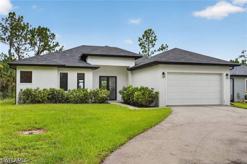 3 bedroom SingleFamilyResidence at 3434 27th Ave NE, Golden Gate Estates, Naples — photo 2