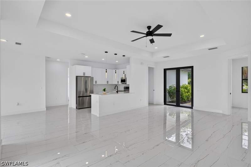 3 bedroom SingleFamilyResidence at 3434 27th Ave NE, Golden Gate Estates, Naples — photo 4