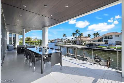 260 Channel Dr, Naples FL - photo 13 of 48