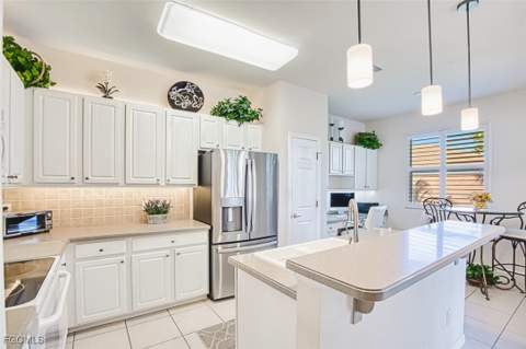 13991 Lake Mahogany Blvd 2424, Fort Myers FL - photo 13 of 42