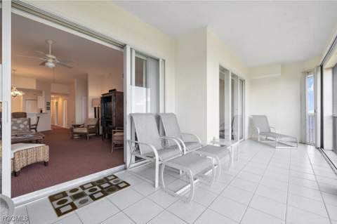 14815 Laguna Dr 702, Fort Myers FL - photo 24 of 44