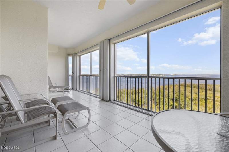 3 bedroom Condominium at 14815 Laguna Dr 702, Harbor Place Vista Condominium, Fort Myers — photo 4