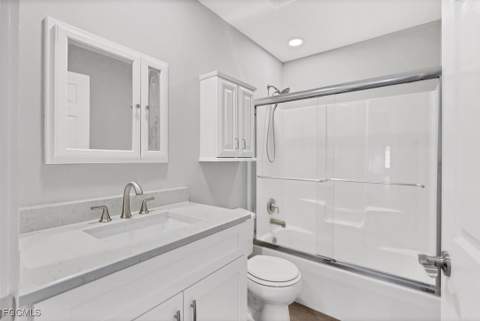 17585 Blackfriar Dr, Fort Myers FL - photo 21 of 37