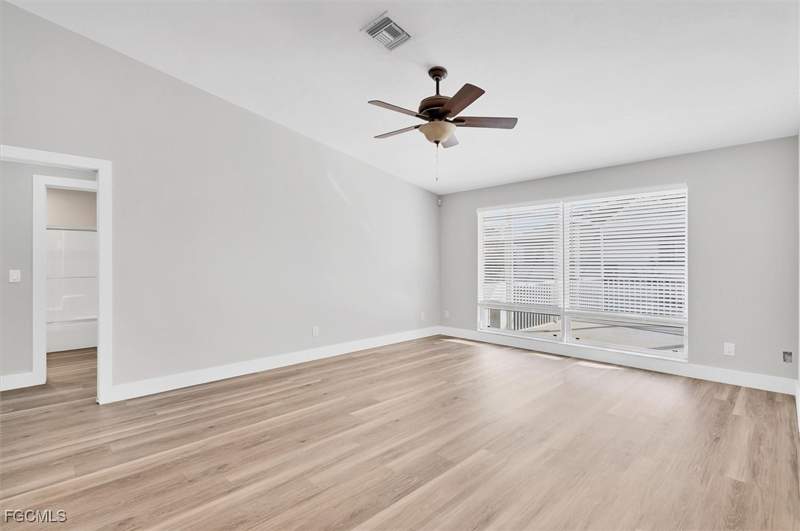 3 bedroom SingleFamilyResidence at 17585 Blackfriar Dr, Island Park Woodlands, Fort Myers — photo 5