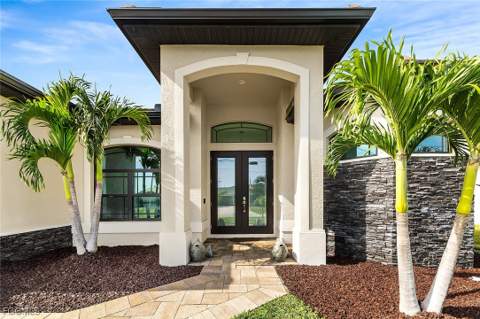 302 NW 32nd Pl, Cape Coral FL - photo 7 of 45