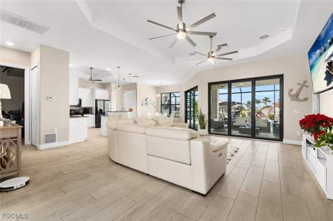 302 NW 32nd Pl, Cape Coral FL - photo 9 of 45