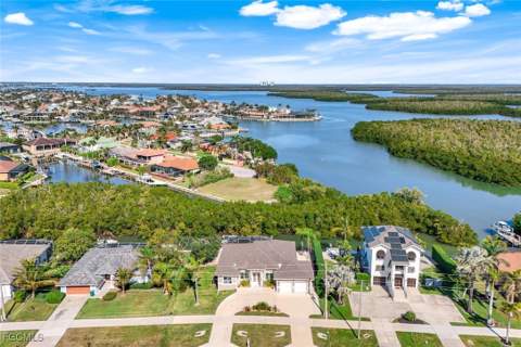 1978 San Marco Rd, Marco Island FL - photo 10 of 47