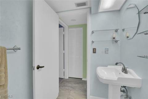 4604 Flagship Dr 305, Fort Myers FL - photo 20 of 45