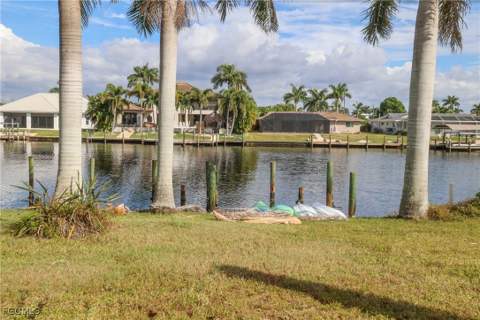 111 SW 49th Ter, Cape Coral FL - photo 13 of 28