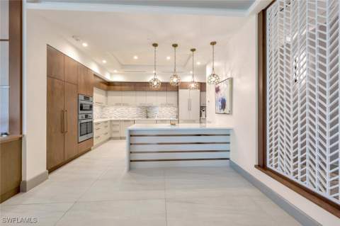 6585 Nicholas Blvd 1102, Naples FL - photo 24 of 30