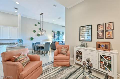 9389 Pocida Ct 202, Naples FL - photo 6 of 38