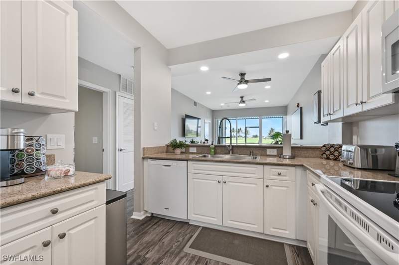 2 bedroom Condominium at 7915 Mahogany Run Ln 1115, Greenlinks, Naples — photo 5