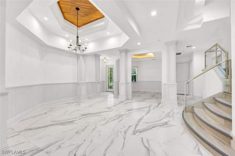 699 Fairway Ter, Naples FL - photo 6 of 46