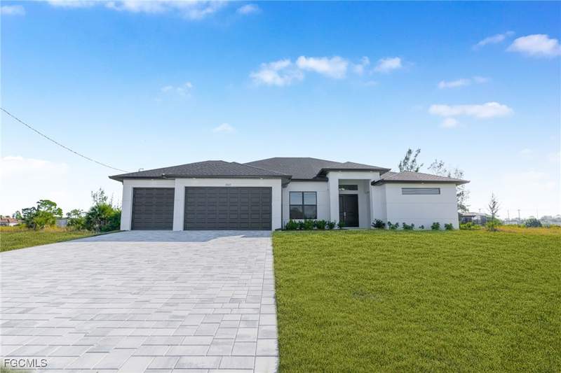 3 bedroom SingleFamilyResidence at 2005 NW 32nd Ct, Cape Coral, Cape Coral — photo 3