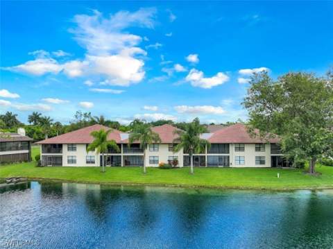 500 Misty Pines Cir 2-203, Naples FL - photo 14 of 25