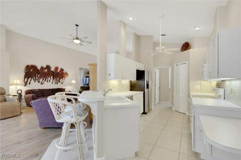 9519 Mariners Cove Ln S, Fort Myers FL - photo 23 of 31