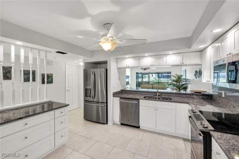 16478 Timberlakes Dr 103, Fort Myers FL - photo 8 of 41