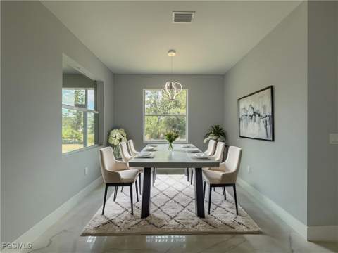 6137 Higgins Ave, Fort Myers FL - photo 9 of 32