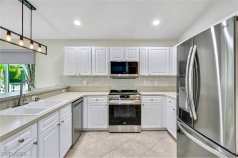 15645 Beachcomber Ave, Fort Myers FL - photo 12 of 33