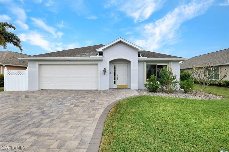 4 bedroom SingleFamilyResidence at 15645 Beachcomber Ave, Beachwalk Isles, Fort Myers — photo 3
