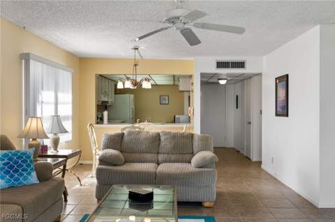 1087 Forest Lakes Dr 1-309, Naples FL - photo 10 of 45
