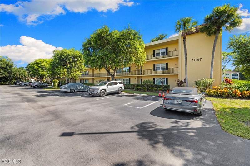 2 bedroom Condominium at 1087 Forest Lakes Dr 1-309, Forest Lakes, Naples — photo 2
