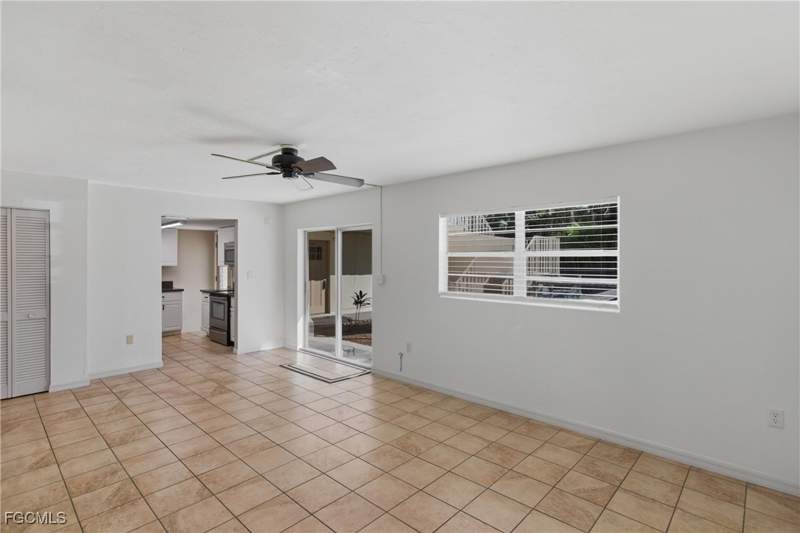 2 bedroom Condominium at 4931 Vincennes Ct 4, Kent II Condo, Cape Coral — photo 5