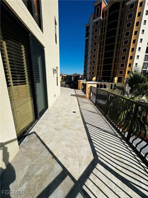 5781 Cape Harbour Dr 502, Cape Coral FL - photo 20 of 37