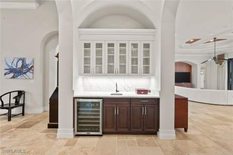 6068 Sunnyslope Dr, Naples FL - photo 11 of 48