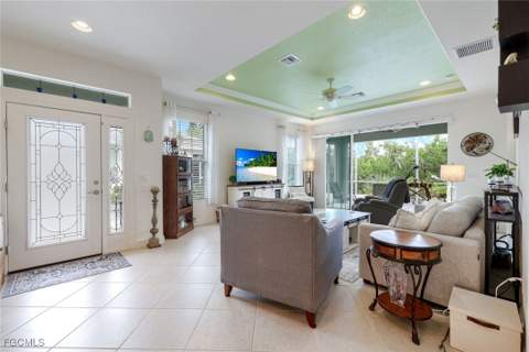 10436 Peso Del Rio Dr, Fort Myers FL - photo 6 of 31