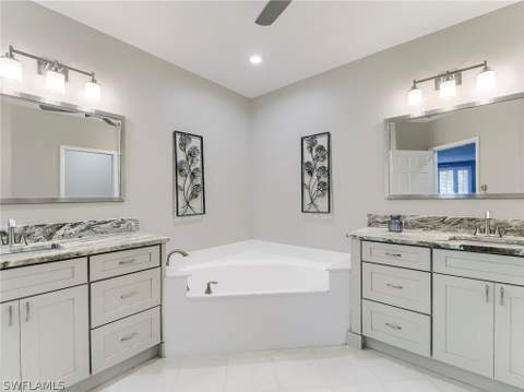 8471 Southbridge Dr 1, Estero FL - photo 11 of 42
