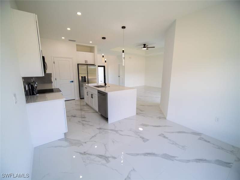 3 bedroom SingleFamilyResidence at 1515 Cortez Ave, Lehigh Acres, Lehigh Acres — photo 5