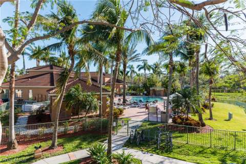 1230 Wildwood Lakes Blvd 105, Naples FL - photo 13 of 21