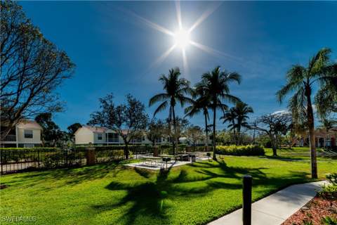 1230 Wildwood Lakes Blvd 105, Naples FL - photo 16 of 21